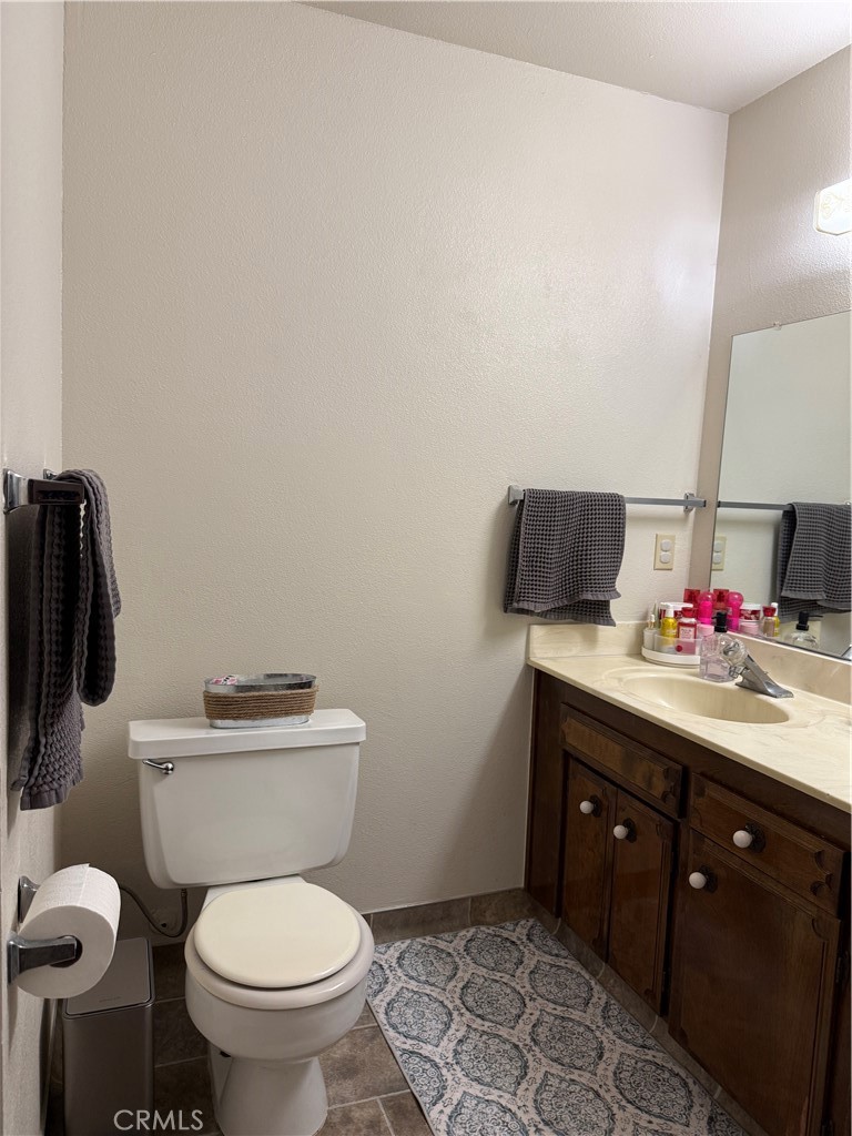 521 Adams Dr, Chowchilla, CA 93610