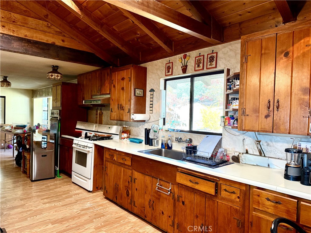 38088 Serpa Canyon Rd, Coarsegold, CA 93614