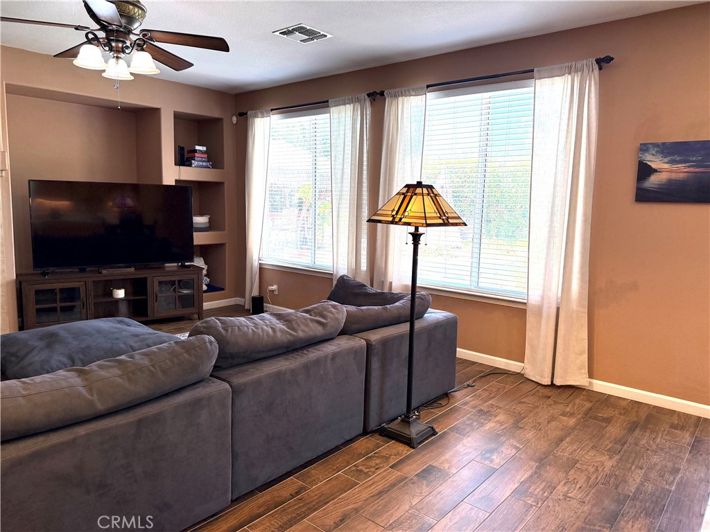9190 Hunters Creek, Chowchilla, CA 93610