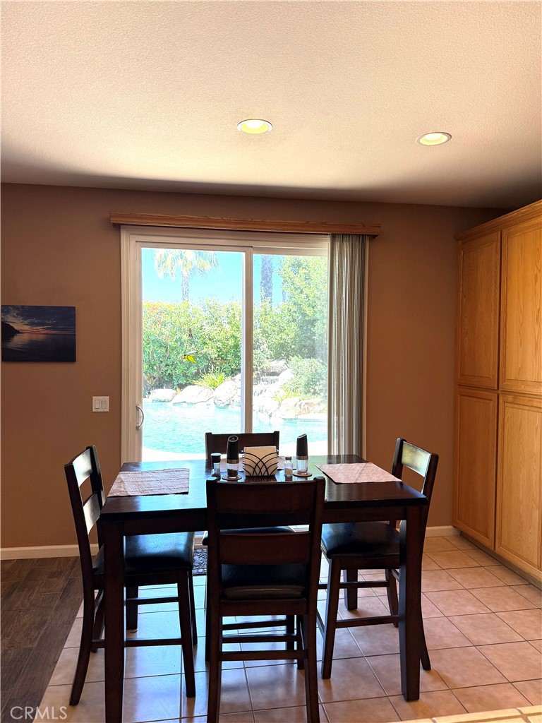 9190 Hunters Creek, Chowchilla, CA 93610