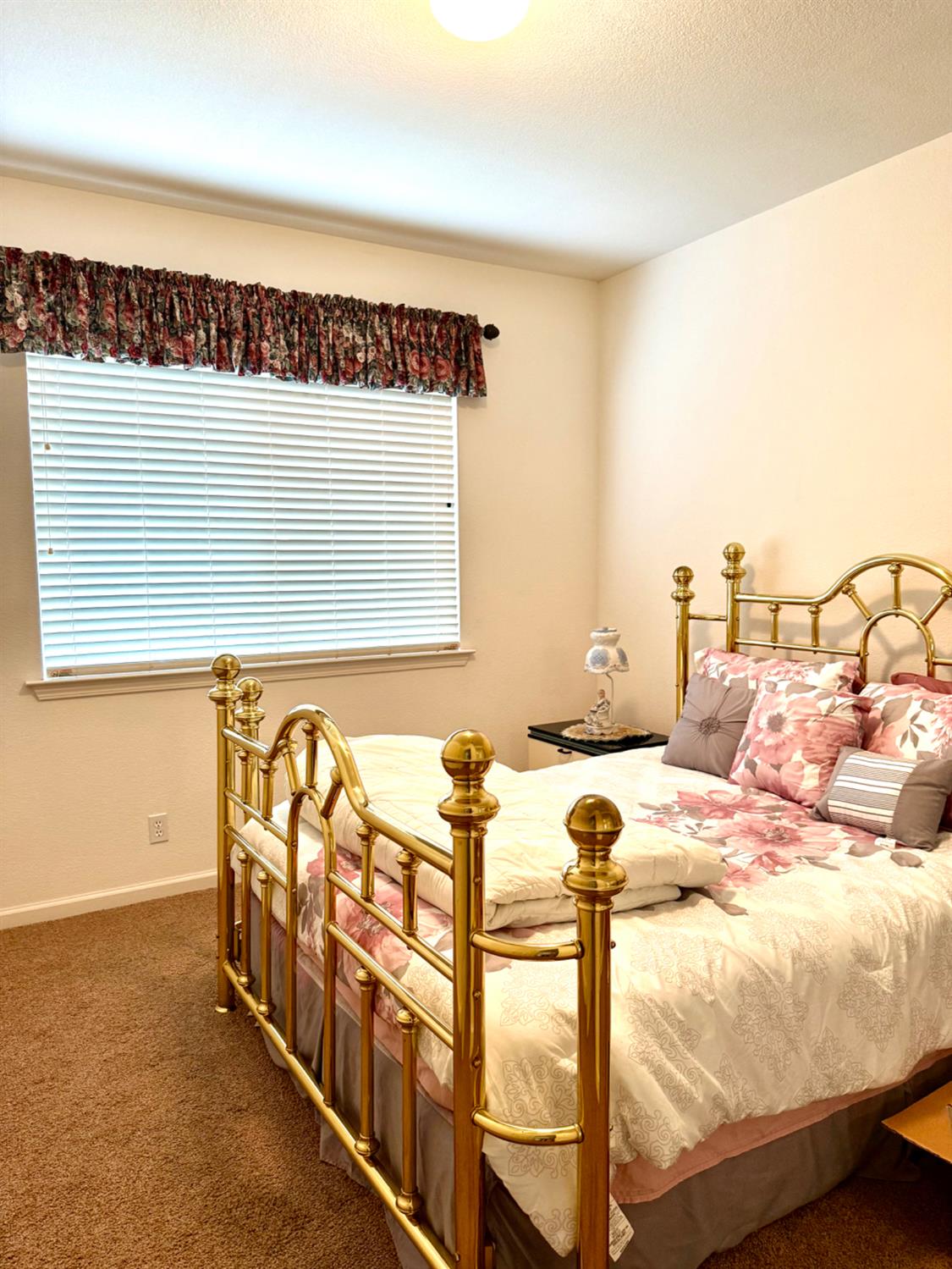 9200 Hunters Creek Way, Chowchilla, CA 93610