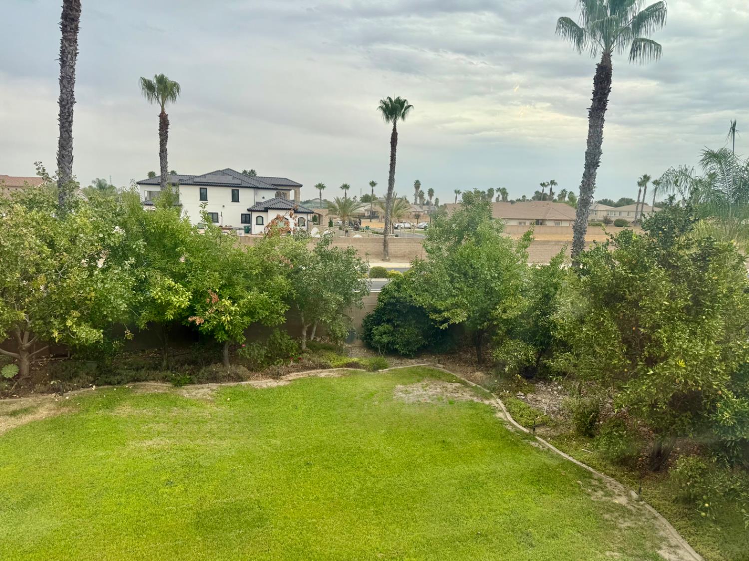 9200 Hunters Creek Way, Chowchilla, CA 93610