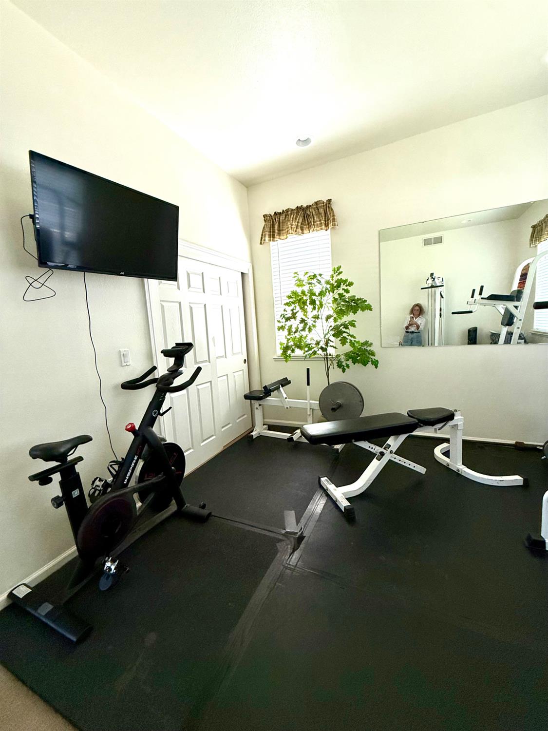 8730 Laguna St, Chowchilla, CA 93610