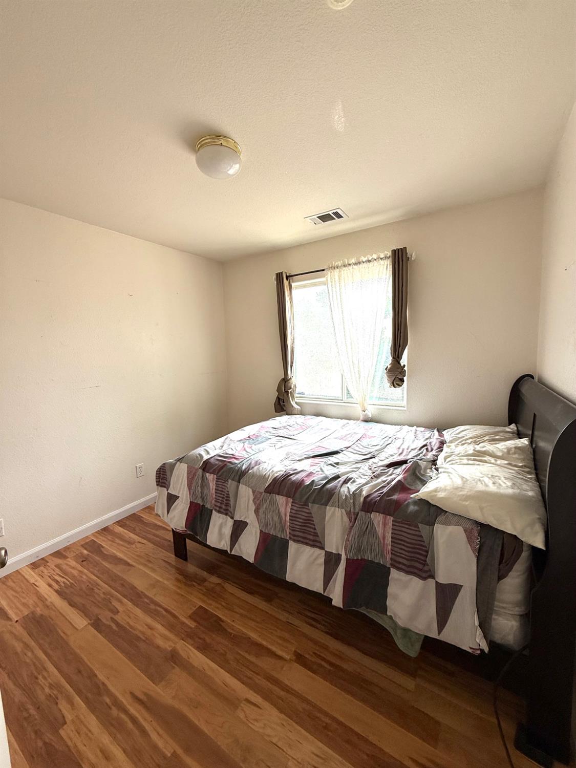 2034 McPherson Ave, Dos Palos, CA 93620